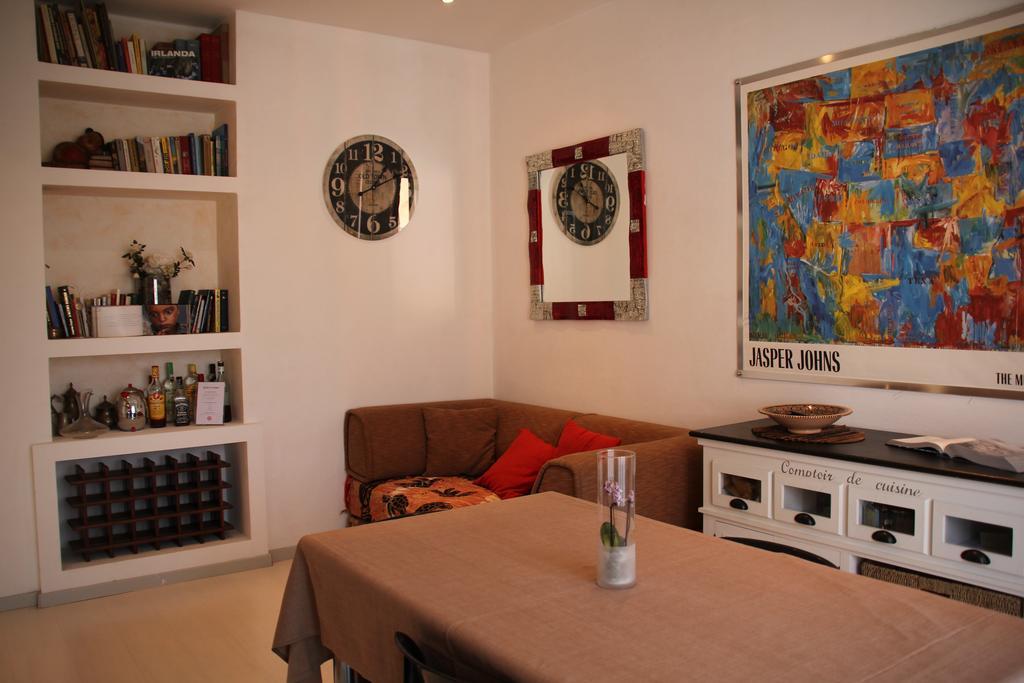 Suite In Town Μιλάνο Δωμάτιο φωτογραφία