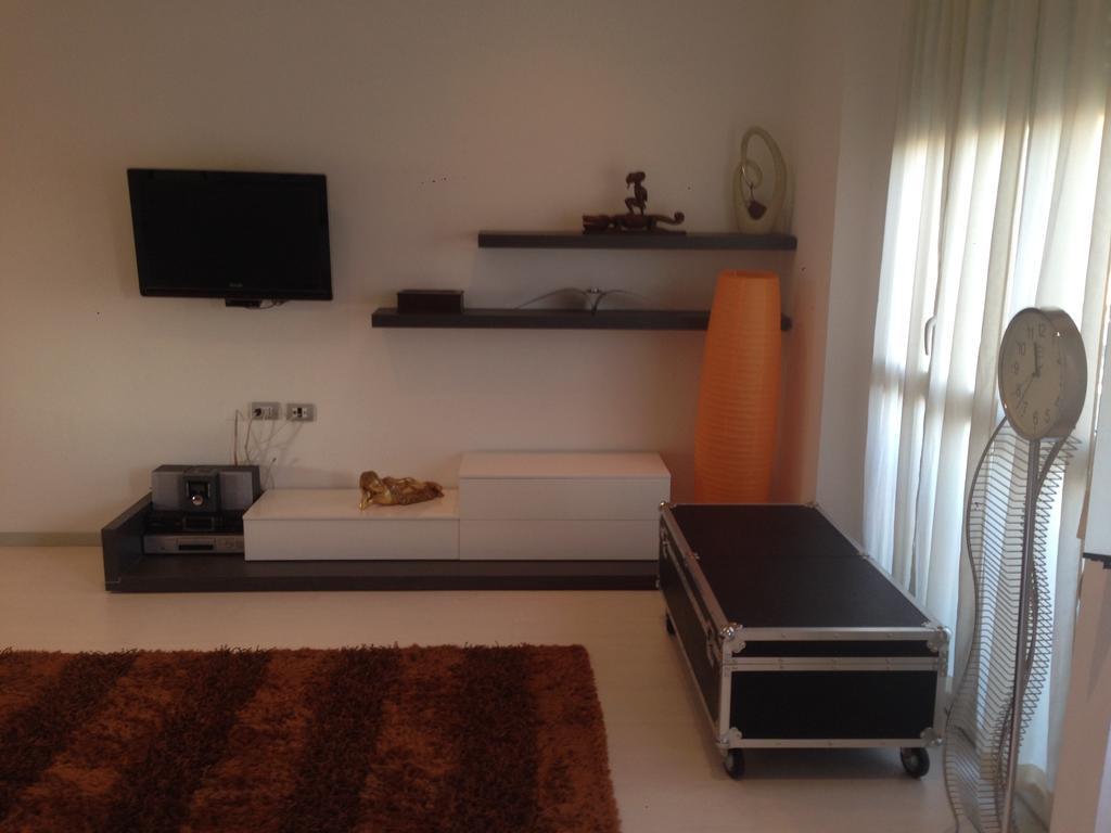 Suite In Town Μιλάνο Δωμάτιο φωτογραφία